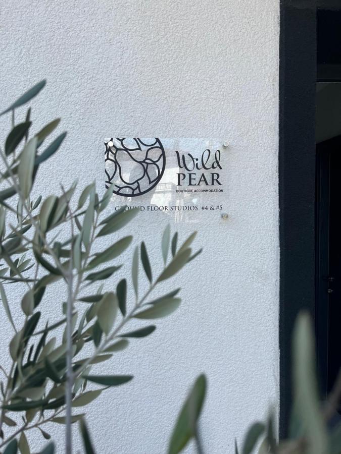 Wild Pear Old Town Boutique Accommodation Ohrid Bagian luar foto